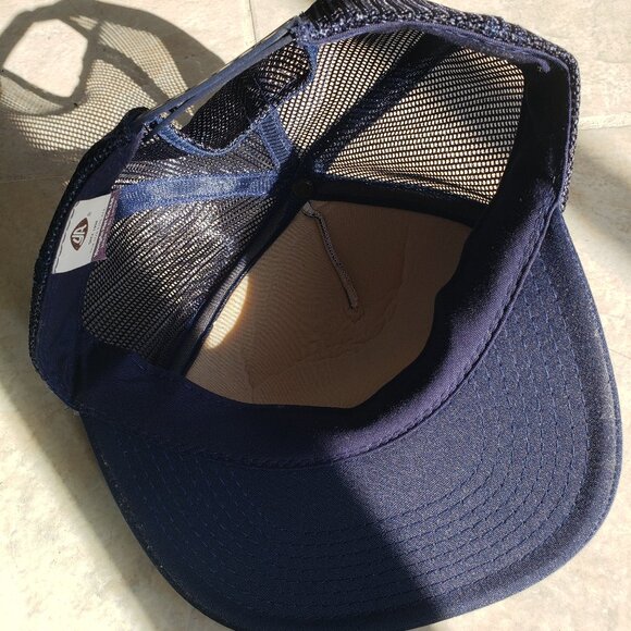 Vintage USS CHESTER CA 27 Gold Leaf Trucker Hat Great Condition - Picture 4 of 4